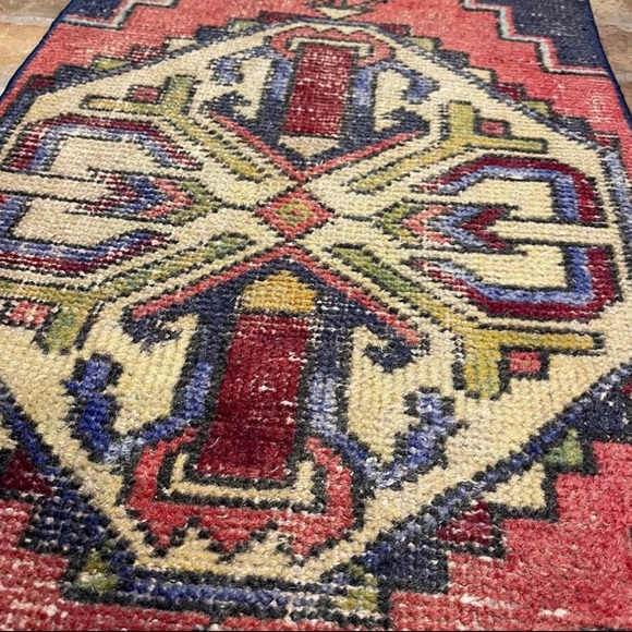 Sold on Ⓜ️ || Authentic Handmade Vintage Turkish Oushak Rug - Boho Runner - Picture 5 of 9